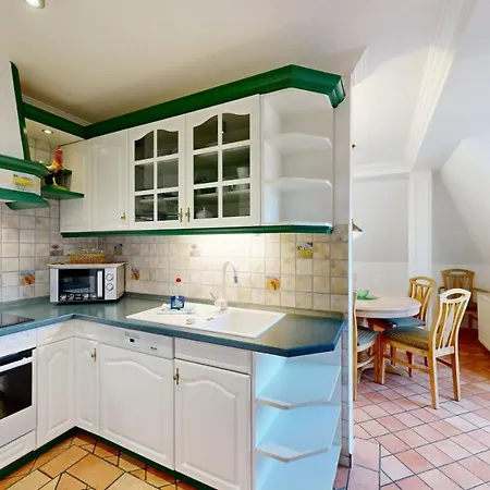 Direkt Am Mit Meerblick Und Balkon,villa Glueckspilz, 公寓 *