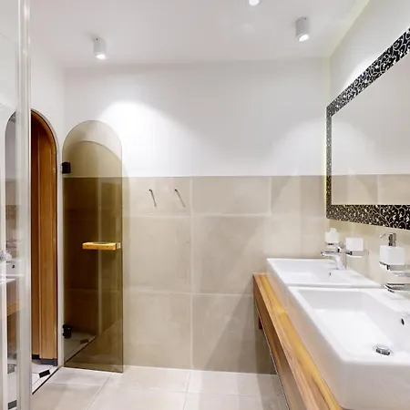 Direkt Am Mit Meerblick Und Balkon,villa Glueckspilz,