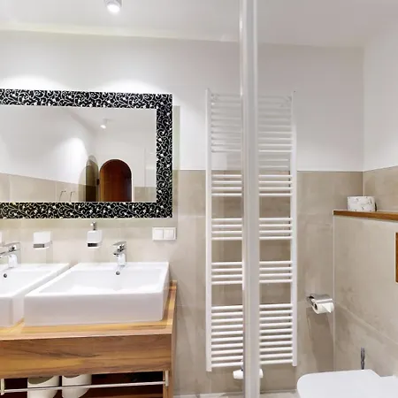 Apartamento Direkt Am Mit Meerblick Und Balkon,villa Glueckspilz, Binz