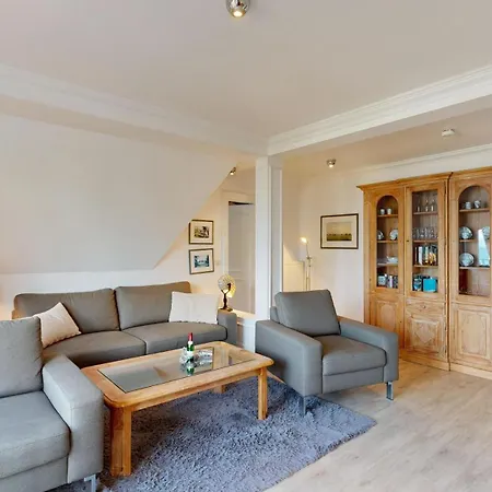 Appartement Direkt Am Mit Meerblick Und Balkon,villa Glueckspilz, Binz