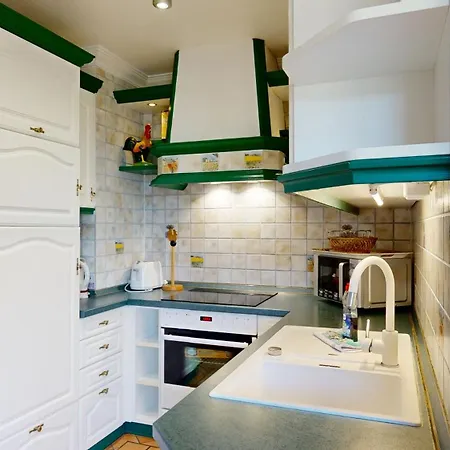 Appartement Direkt Am Mit Meerblick Und Balkon,villa Glueckspilz,