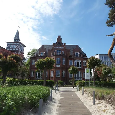 Direkt Am Mit Meerblick Und Balkon,villa Glueckspilz, *
