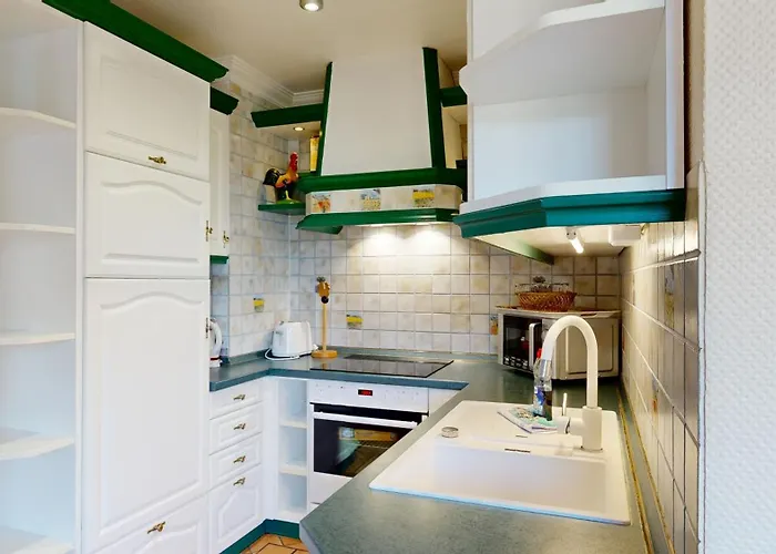 Appartement Direkt Am Mit Meerblick Und Balkon,villa Glueckspilz,