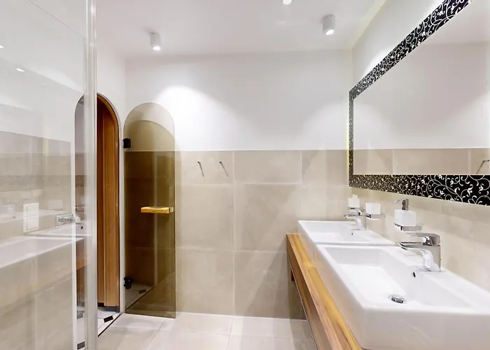 Direkt Am Mit Meerblick Und Balkon,villa Glueckspilz, *