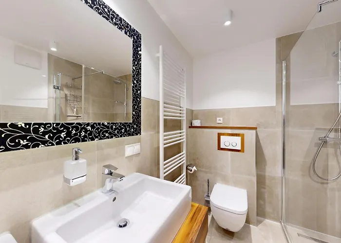 Direkt Am Mit Meerblick Und Balkon,villa Glueckspilz, Appartement *